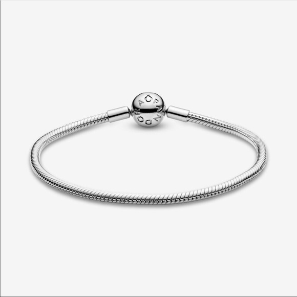 Authentic Pandora Moments Snake Chain Bracelet - Picture 2 of 3
